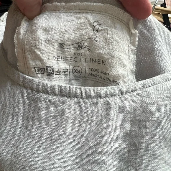 Not Perfect Linen ice blue porto top - Picture 2 of 4